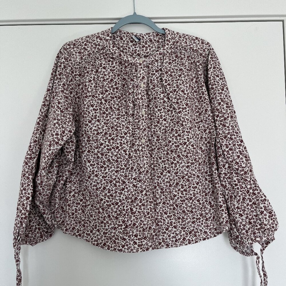 Old Navy Loose fit Floral Corduroy Blouse in size Medium
